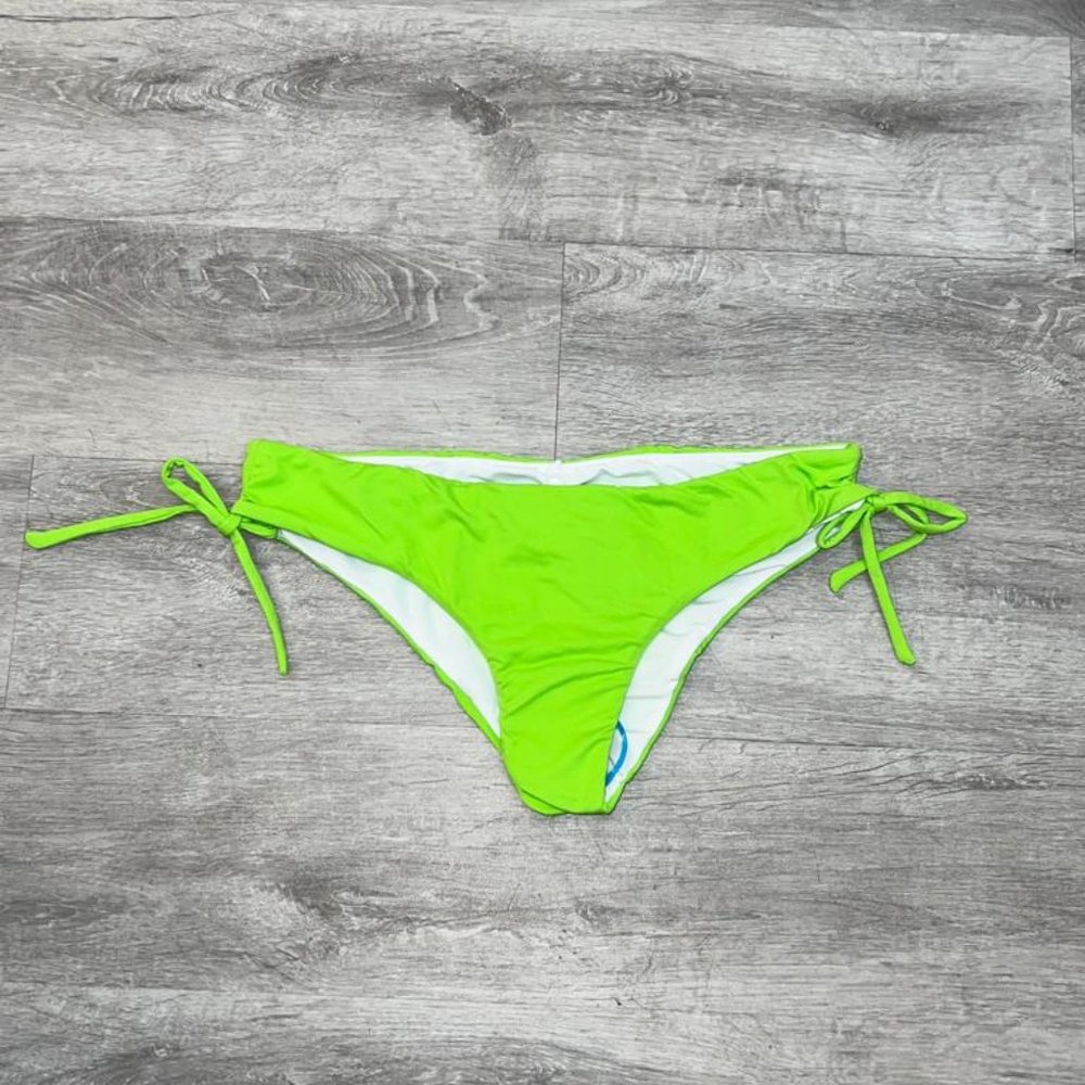 Sabz Green Bottom